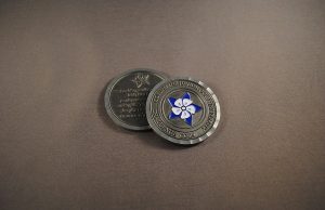 An insightful guide on choosing customized coins for your organization