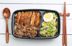 How Bento Catering Simplifies Meal Distribution at Large Events