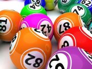 Online lottery number picking styles used by regular players